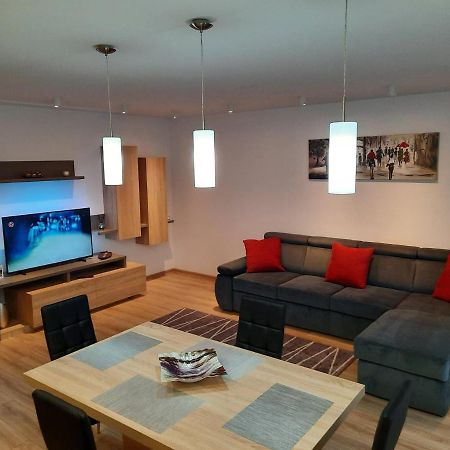 Sorin'S Comfortable Apartment Braşov Eksteriør bilde
